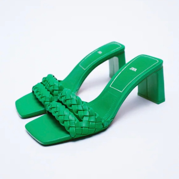 Heeled woven sandals from Zara